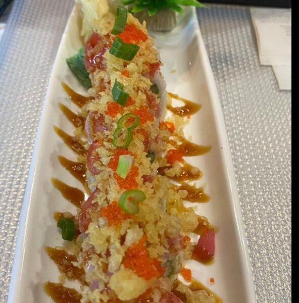 Spicy Crunchy Tuna Roll*