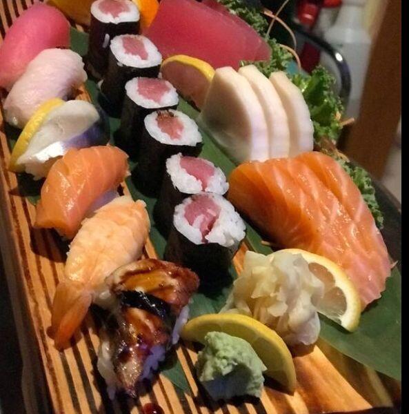 Sushi & Sashimi Dinner *